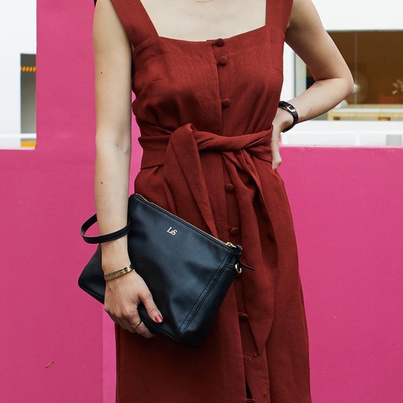 EUC Lo & Sons Pearl Convertible Crossbody Purse, in Black Nappa Leather - Picture 5 of 16